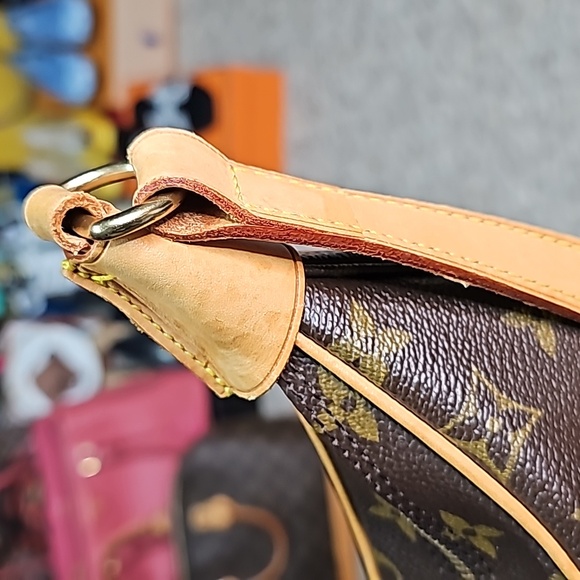 #0040-1152 LOYIS VUITTON MONOGRAM BOULOGNE SHOULDER BAG - Picture 3 of 12